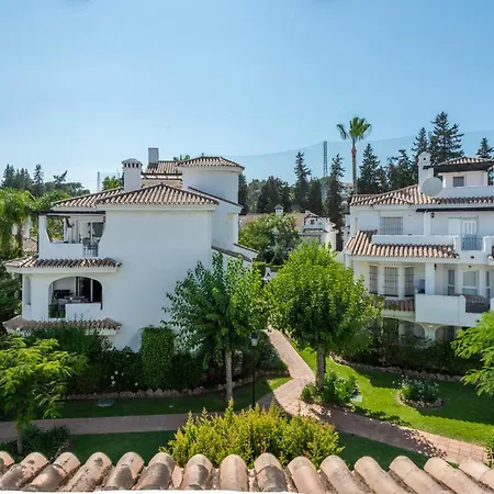 Naranjos Modern 2 Bedroom Penthouse With Views Appartement *