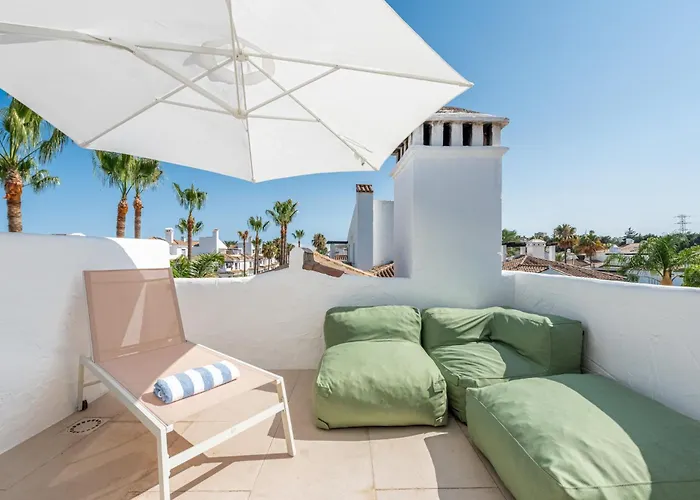 Naranjos Modern 2 Bedroom Penthouse With Views Appartement *