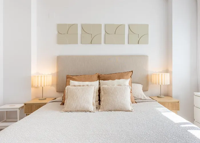 Naranjos Modern 2 Bedroom Penthouse With Views *