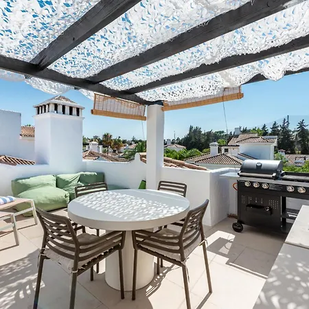 Apartamento Naranjos Modern 2 Bedroom Penthouse With Views Marbella