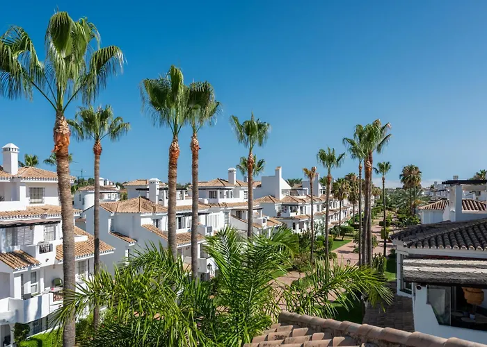 Naranjos Modern 2 Bedroom Penthouse With Views