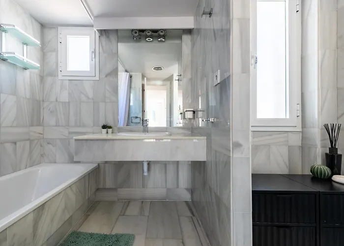 Apartament Naranjos Modern 2 Bedroom Penthouse With Views Marbella