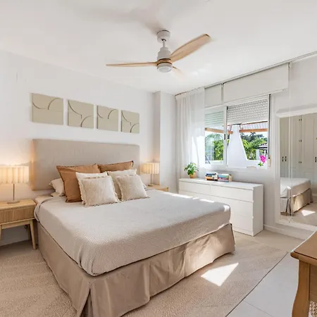 Naranjos Modern 2 Bedroom Penthouse With Views Lejlighed Marbella