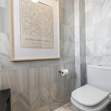 Apartmán Naranjos Modern 2 Bedroom Penthouse With Views