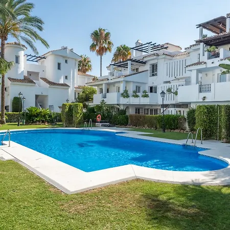 Naranjos Modern 2 Bedroom Penthouse With Views Apartment *