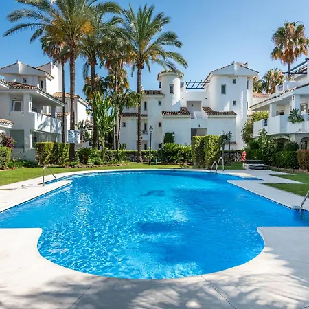 شقة Naranjos Modern 2 Bedroom Penthouse With Views *